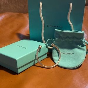 Return to Tiffany cuff